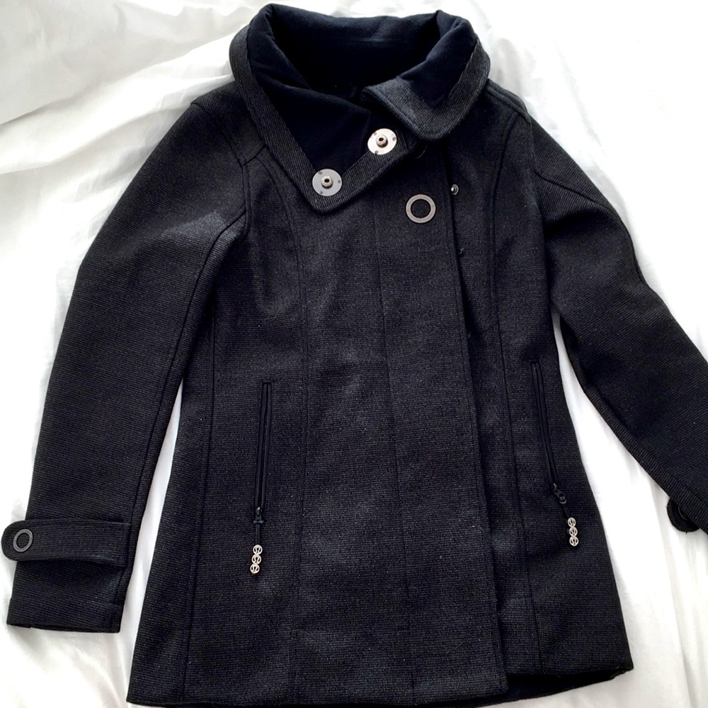 Lululemon Audrey jacket size 4